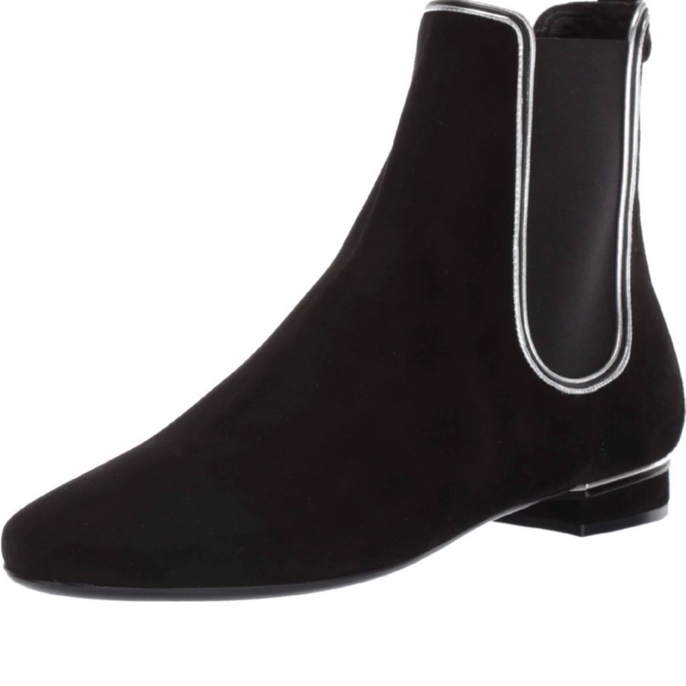 NEW SALVATORE
FERRAGAMO Aicha
Women's Black Boot